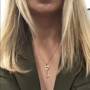 Tiffany&Co 18k rose gold key necklace
